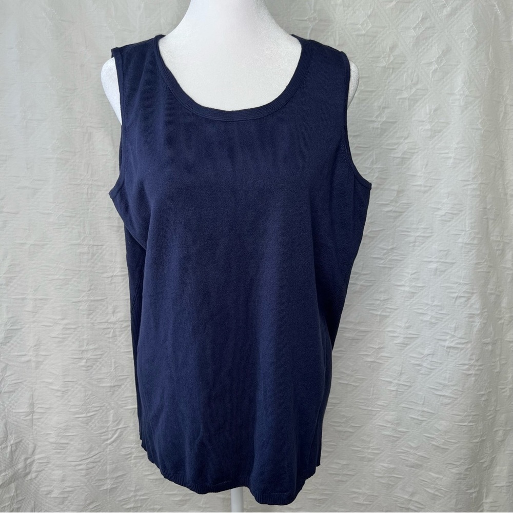 ! Chico’s sleeves less  sweater top.